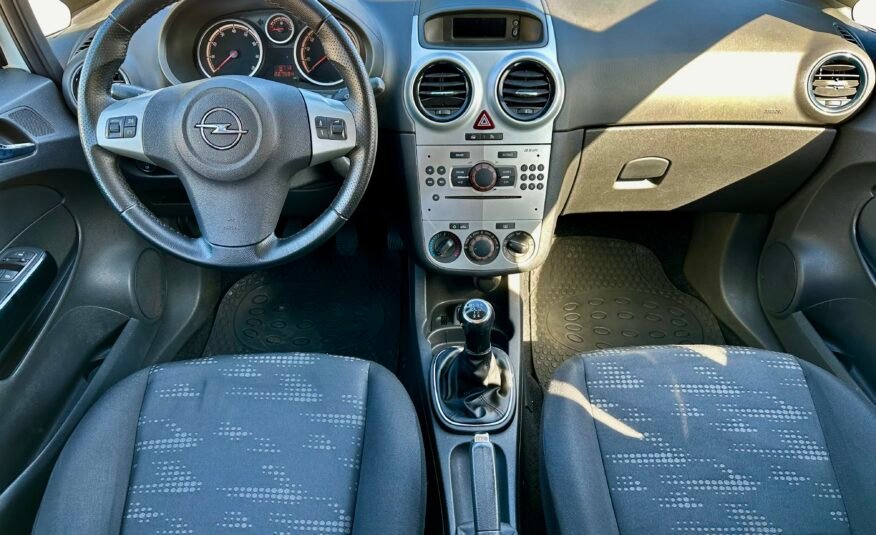 Opel Corsa-D 1.2i 16V