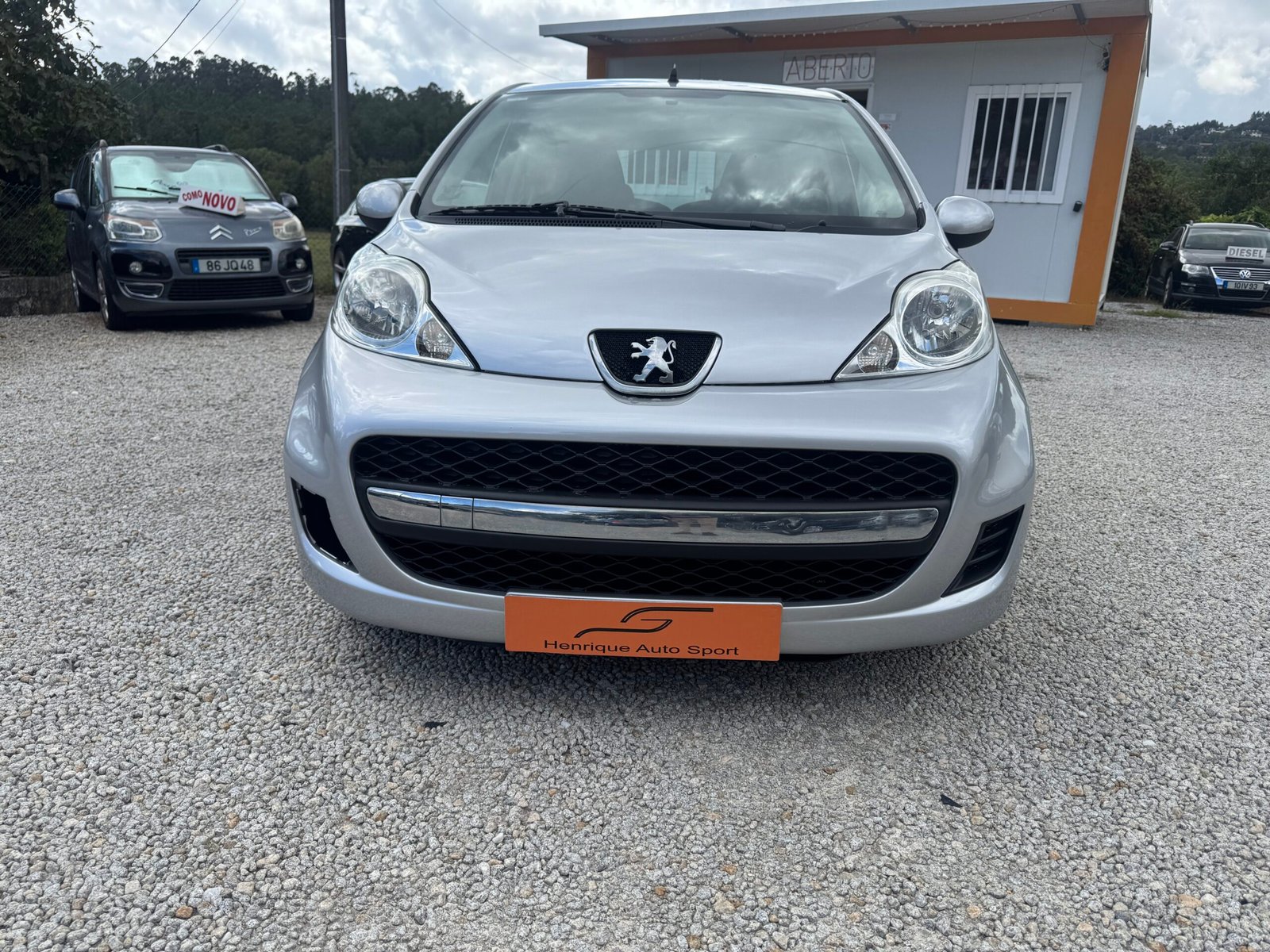 Peugeot 107 1.0i Black & Silver