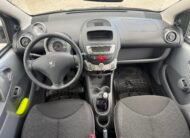 Peugeot 107 1.0i Black & Silver